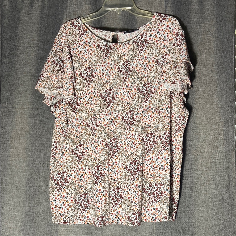 Adrianna Papell floral Blouse with layered sleeves